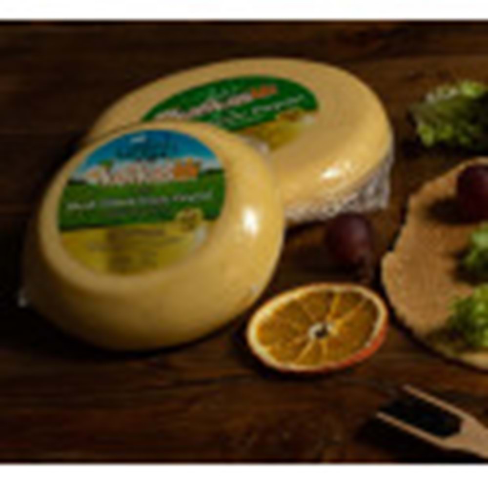 ARDAHAN YÖRESEL GÖBEK KAŞAR PEYNİRİ 1 KG
